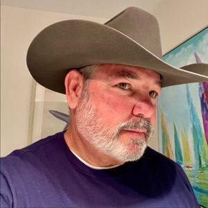 Meet your Posher, Rodney